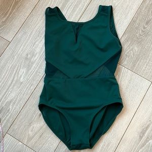 Excellent condition, worn once AM